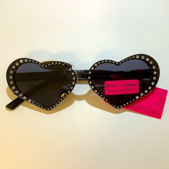 Betsey Johnson Accessories - Betsey Johnson Black Heart Sunglasses New